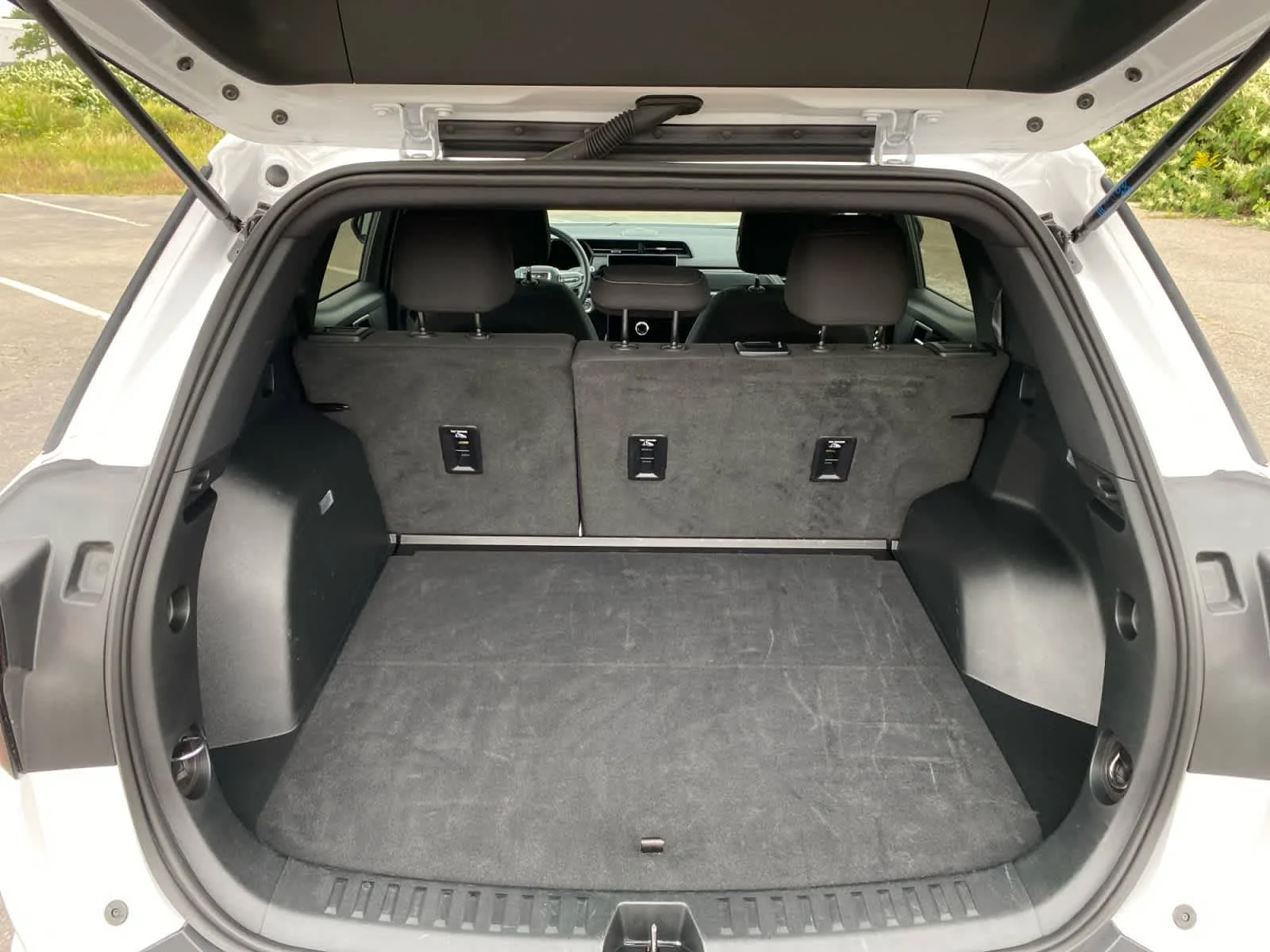 Used 2026 Summit White GMC Elevation image 24