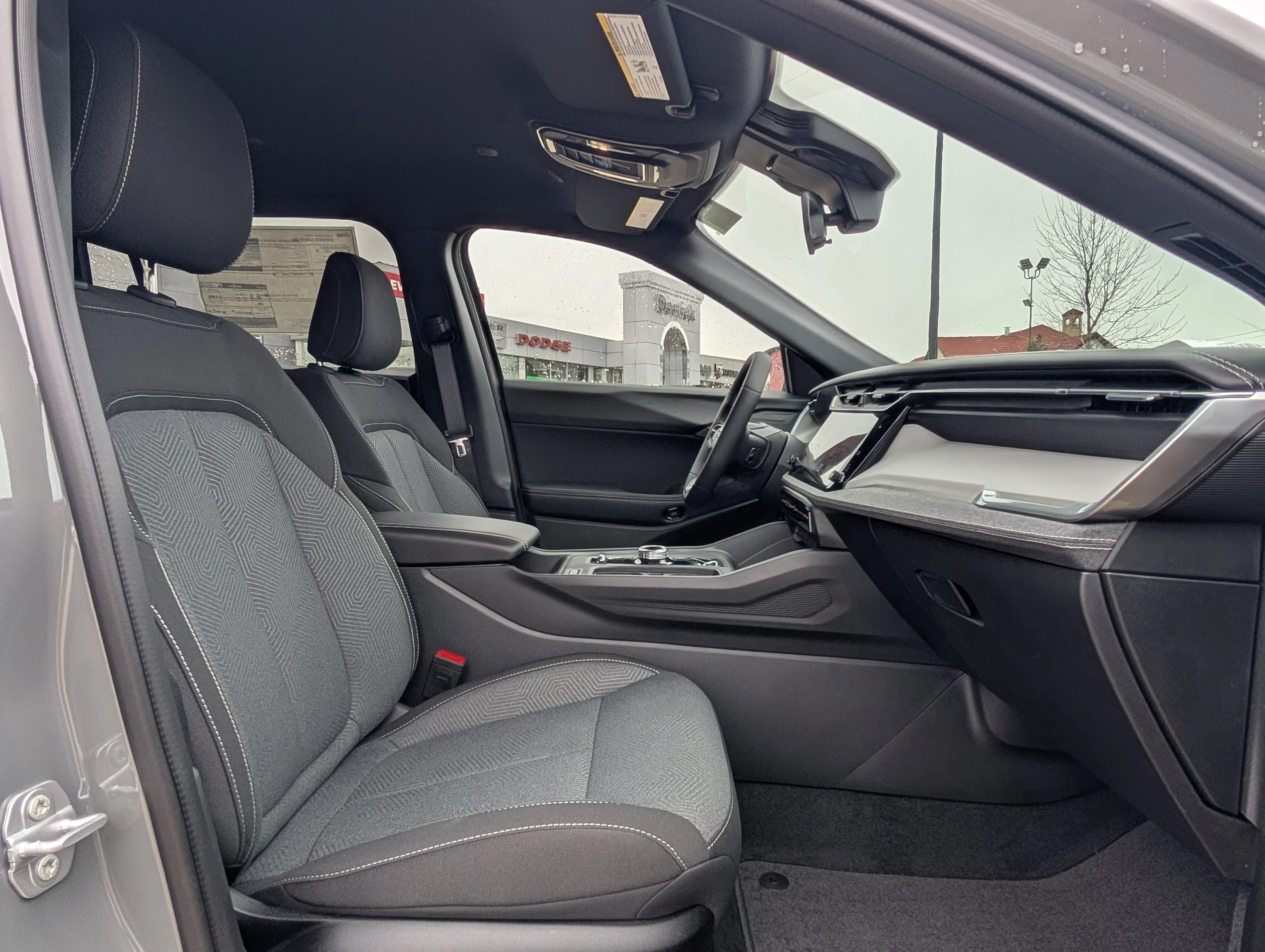 New 2026 Sting-Grey Jeep Laredo image 19