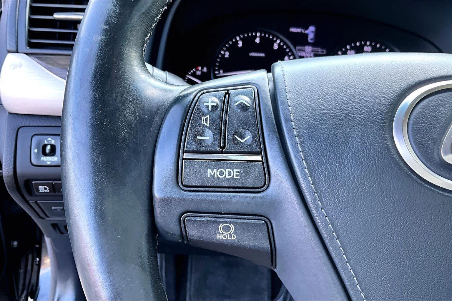 Used 2014 Obsidian Lexus L image 23