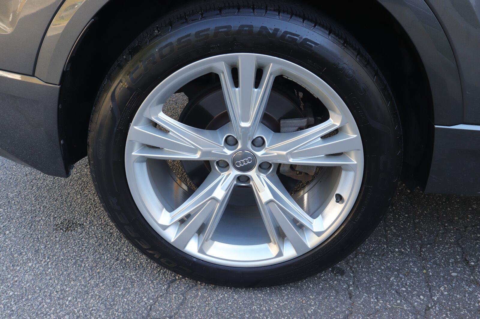 Used 2019 Samurai Gray Metallic Audi Premium image 42