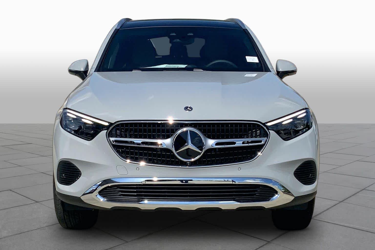 New 2027 MANUFAKTUR Alpine Grey Mercedes-Benz GLC 300 image 3
