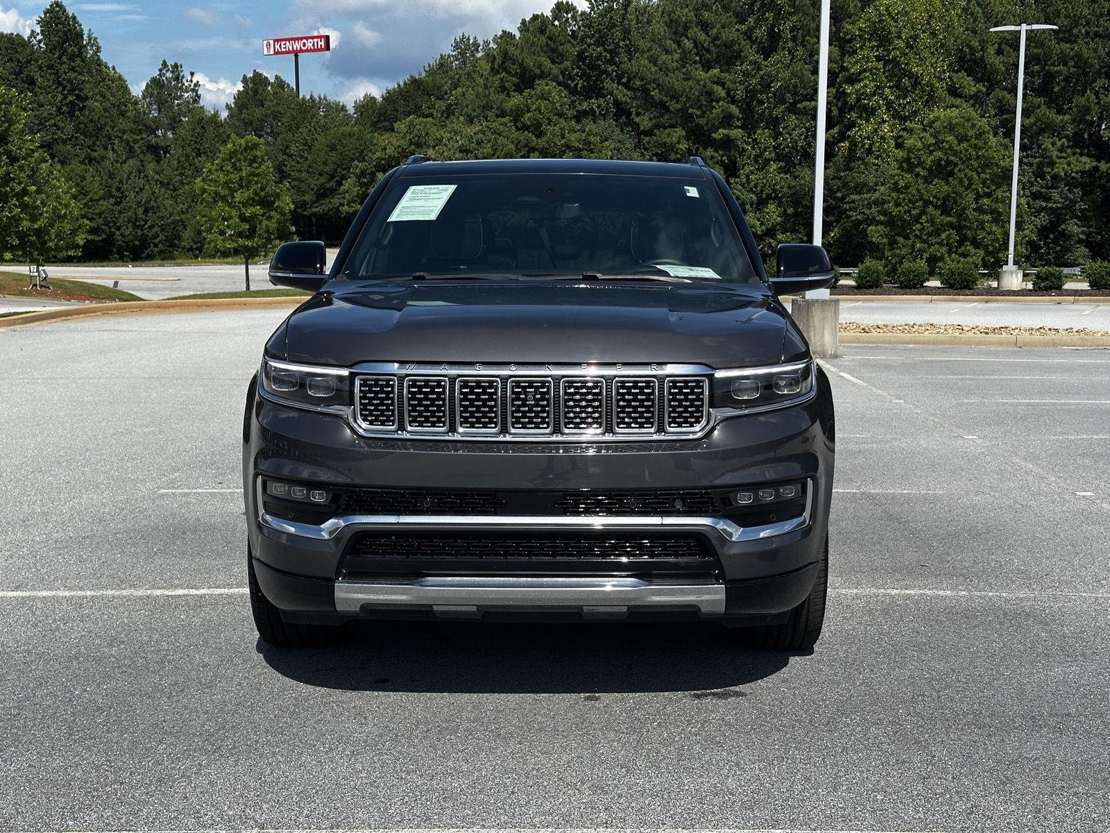 Certified Used 2024 Baltic Gray Metallic Clearcoat Jeep Series III image 4
