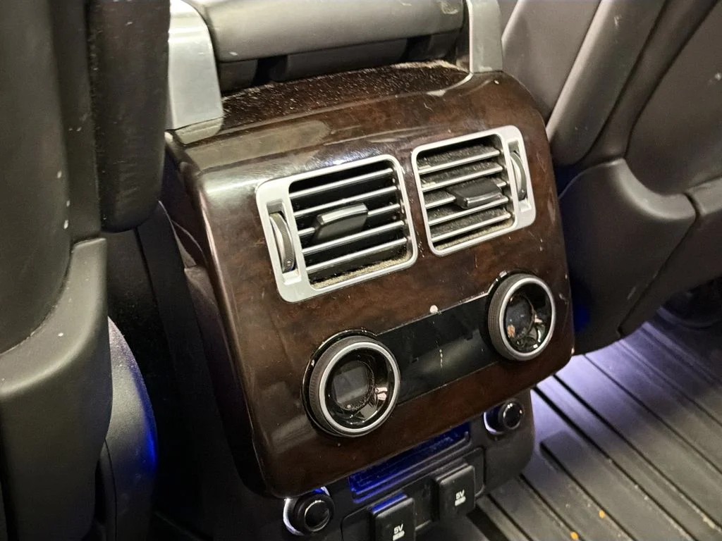 Used 2020  Land Rover HSE image 26