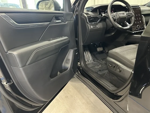 Used 2025 BLACK GMC FWD Elevation image 21