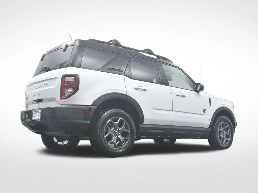 Certified Used 2021 Oxford White Ford Badlands image 50