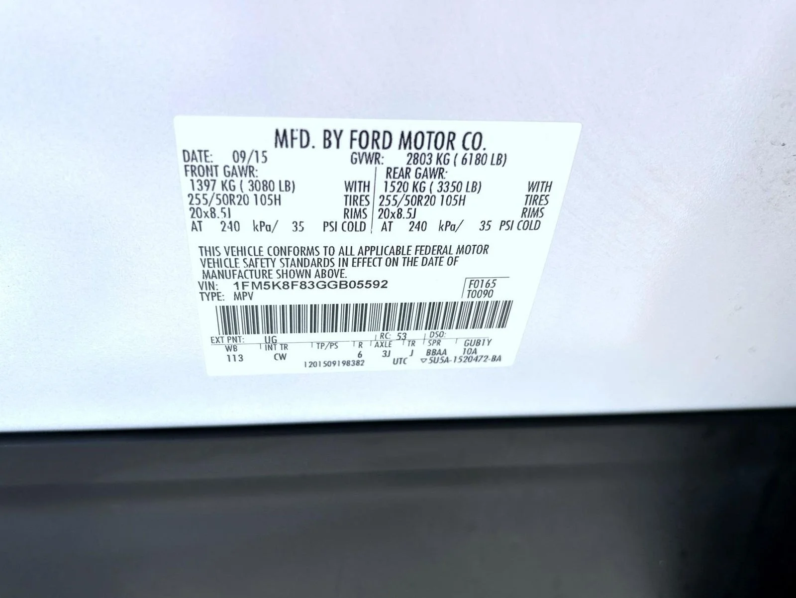 Used 2016 White Ford Limited image 27