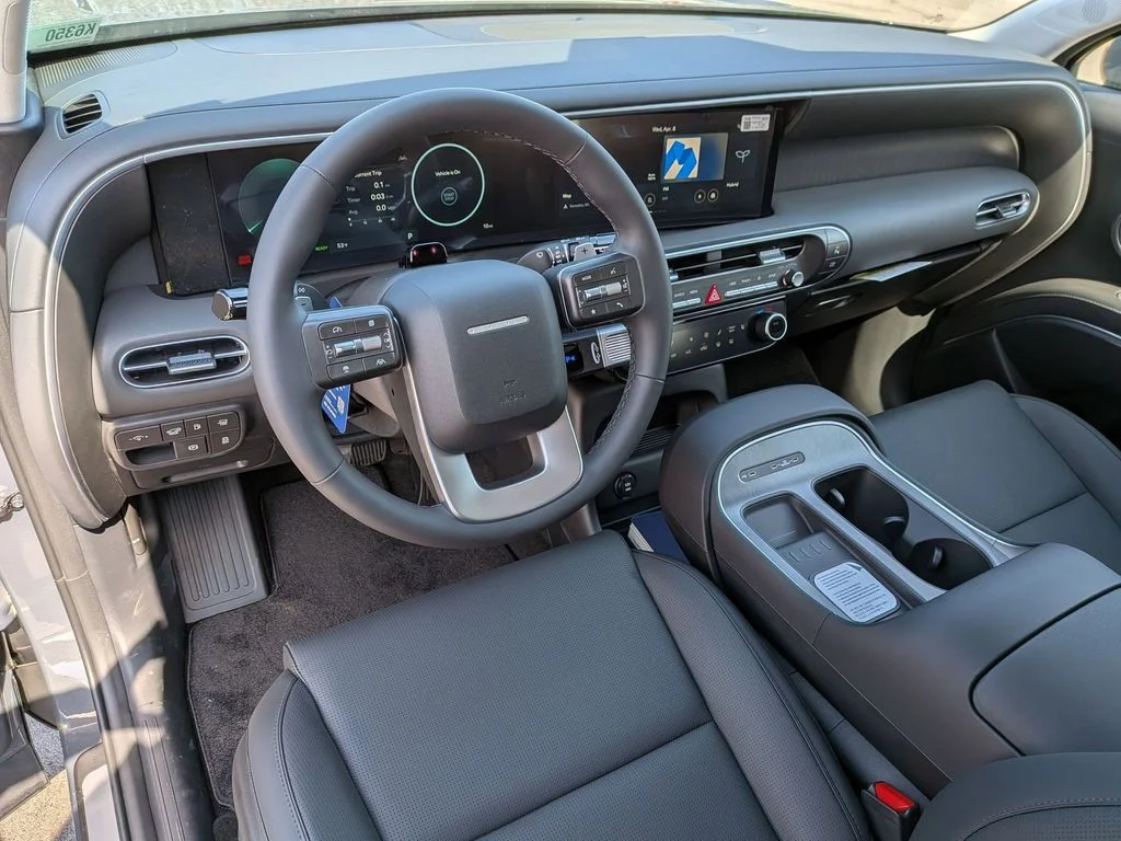 New 2026 Gray Hyundai SEL image 10