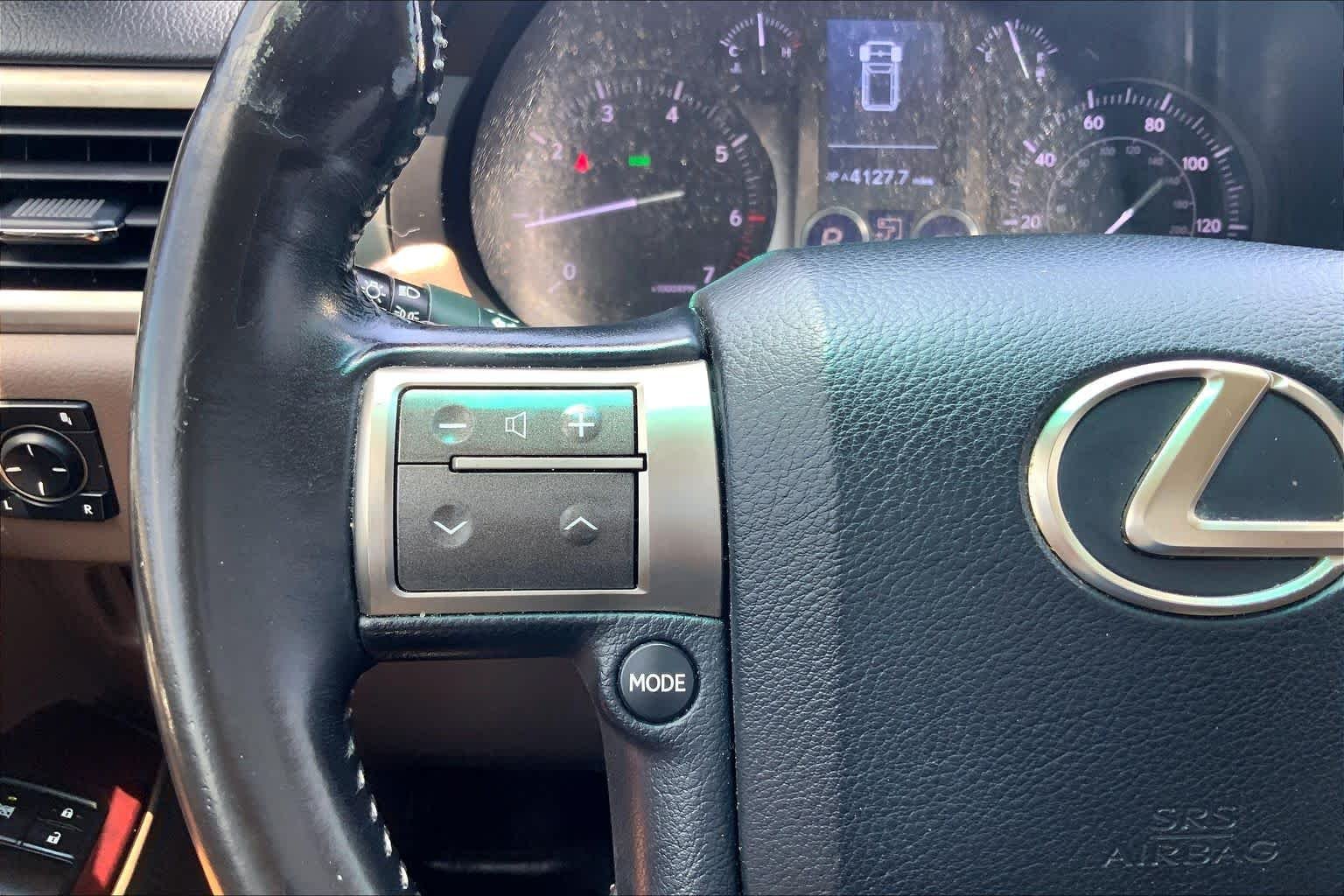 Used 2019 Black Onyx Lexus Premium image 24