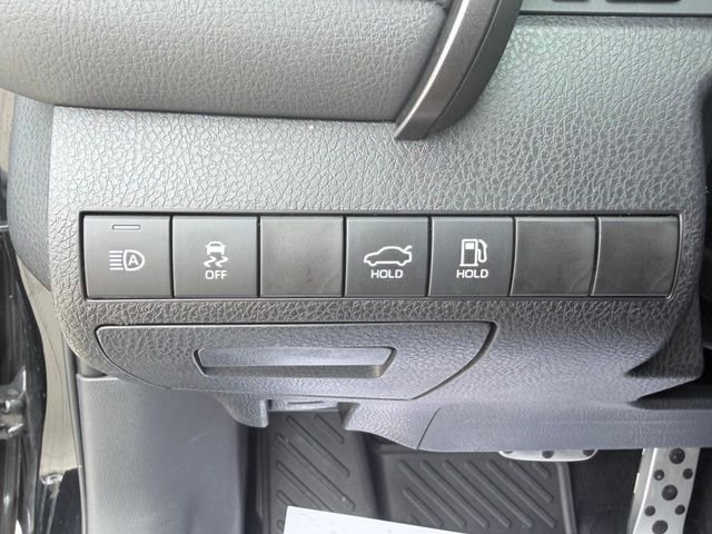 2020 Toyota Camry XSE - Photo 20