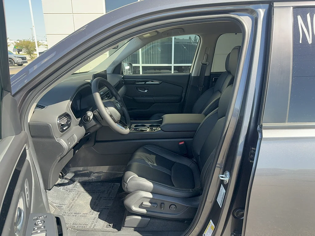 2026 Honda Pilot EX-L, photo 10 of 12