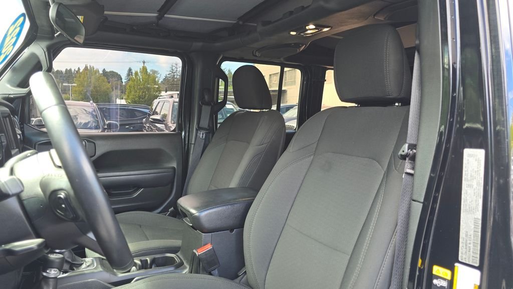 Used 2022 Black Clearcoat Jeep Unlimited Willys image 22