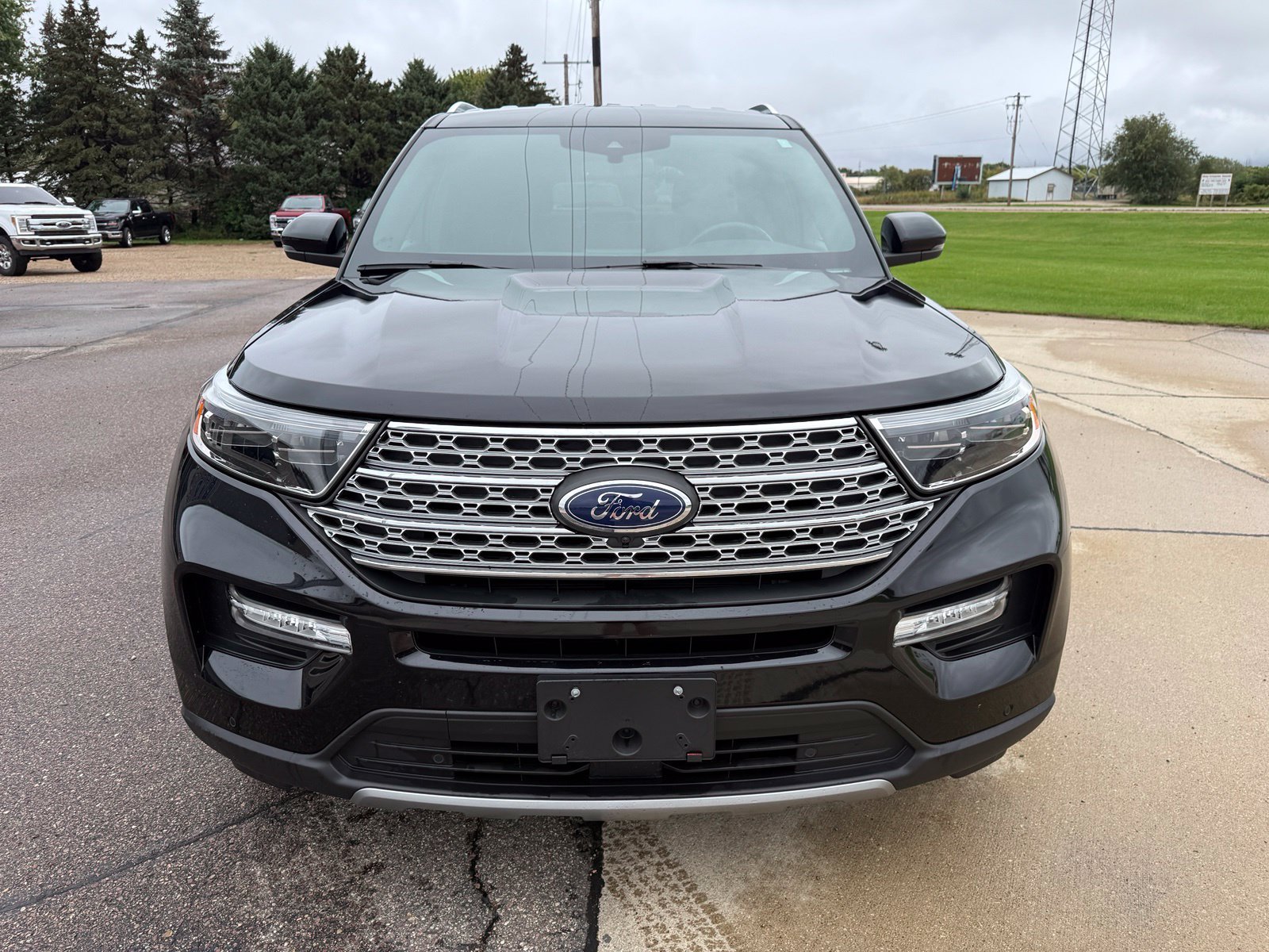 Certified Used 2020 Black Metallic Ford Limited image 12