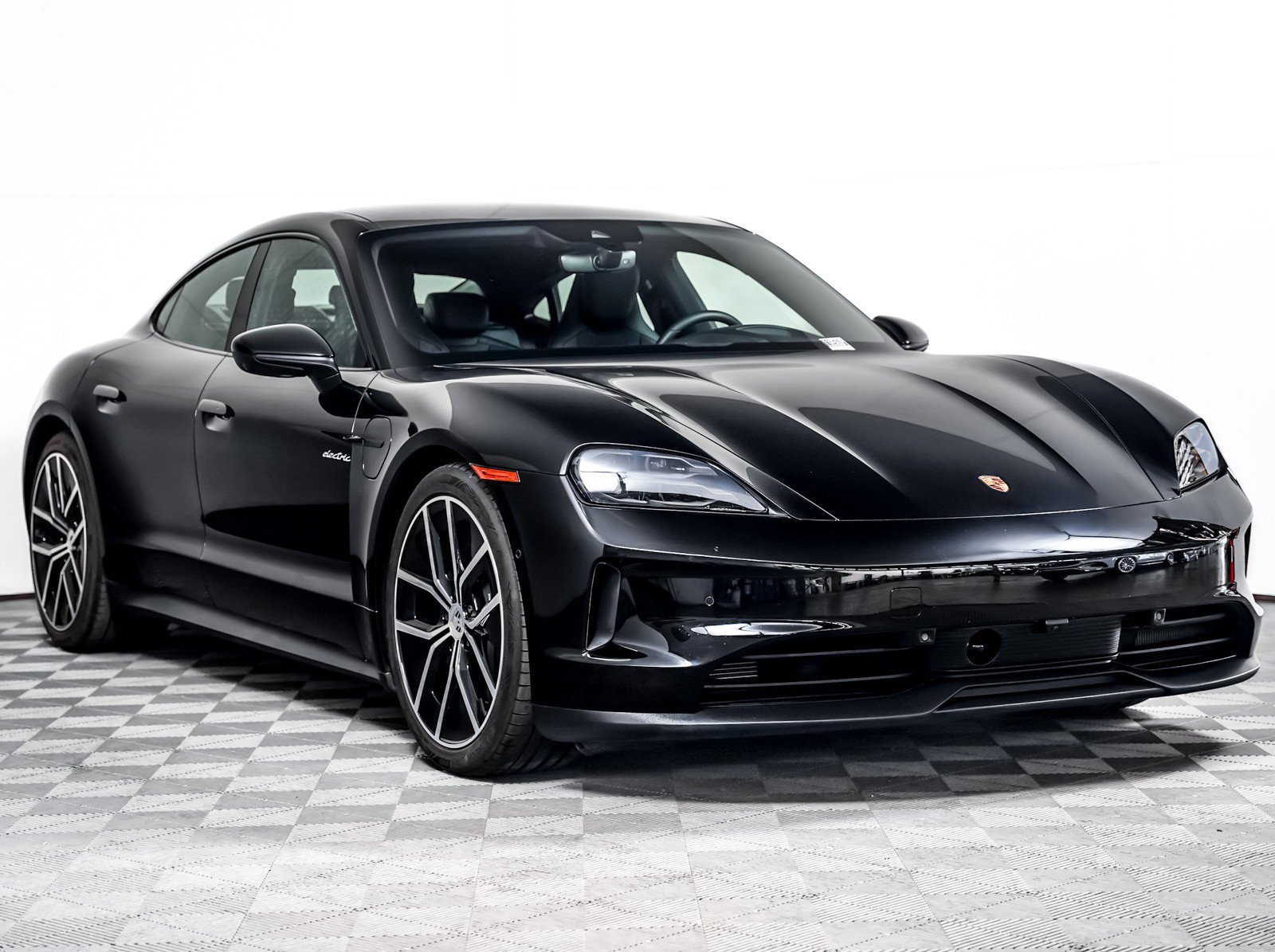 Certified Used 2025 Black Porsche  image 8
