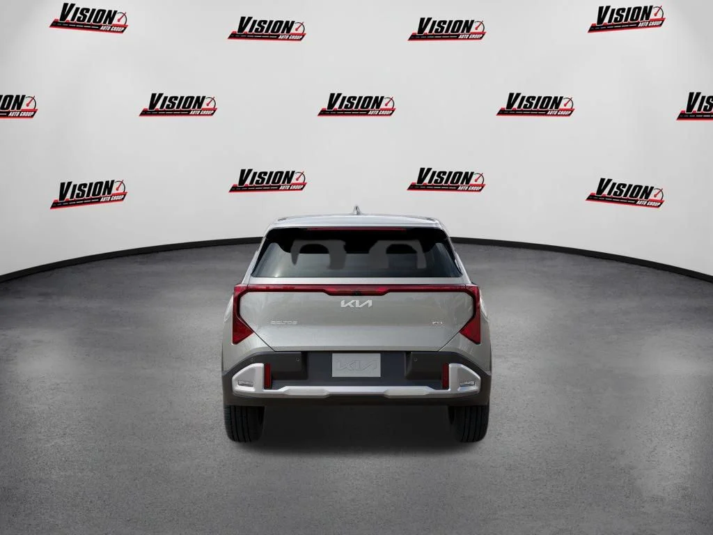 New 2027 White Kia S image 5