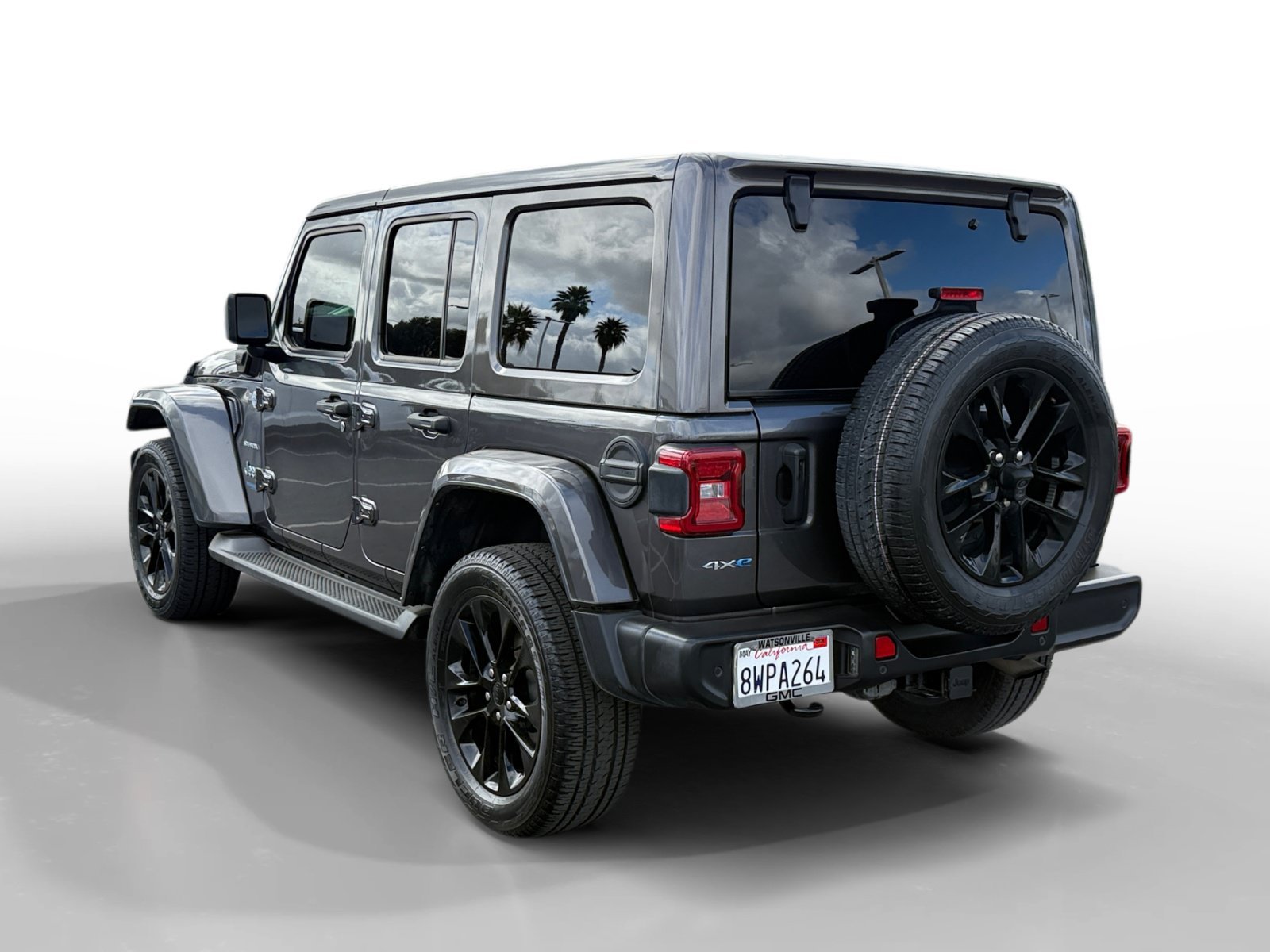 Used 2021 Granite Crystal Metallic Clearcoat Jeep Unlimited Sahara 4xe image 3