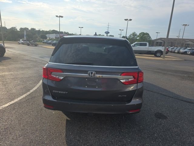 Used 2018 Gray Honda Elite image 4