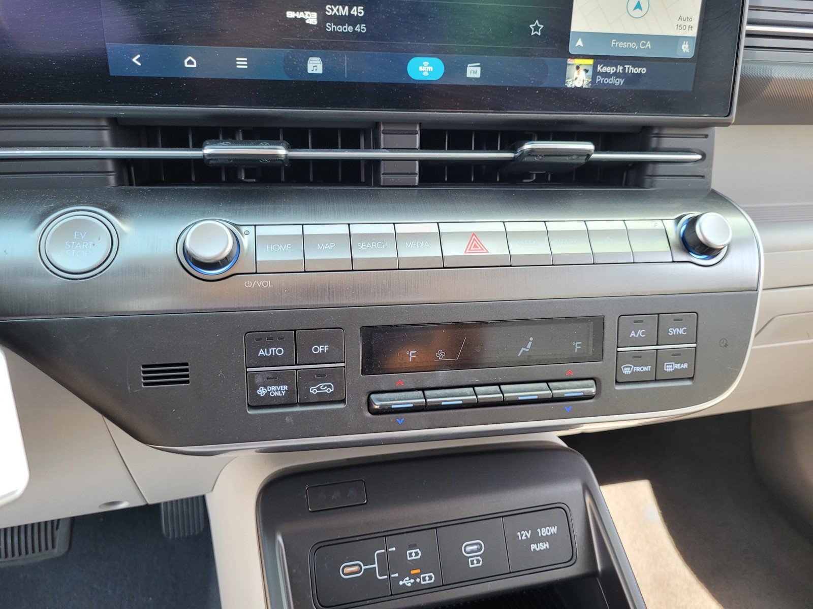 Used 2024 Gray Hyundai SEL image 19