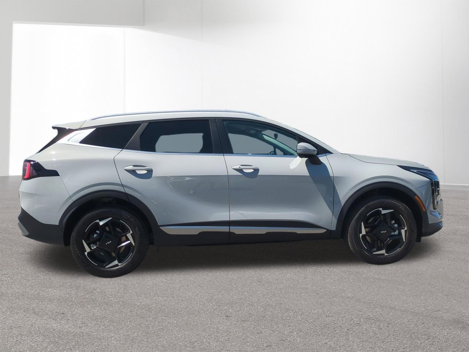 New 2026 Wolf Gray Kia EX image 4