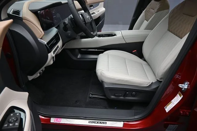 New 2026 Scarlet Ember Tintcoat Nissan Platinum image 30