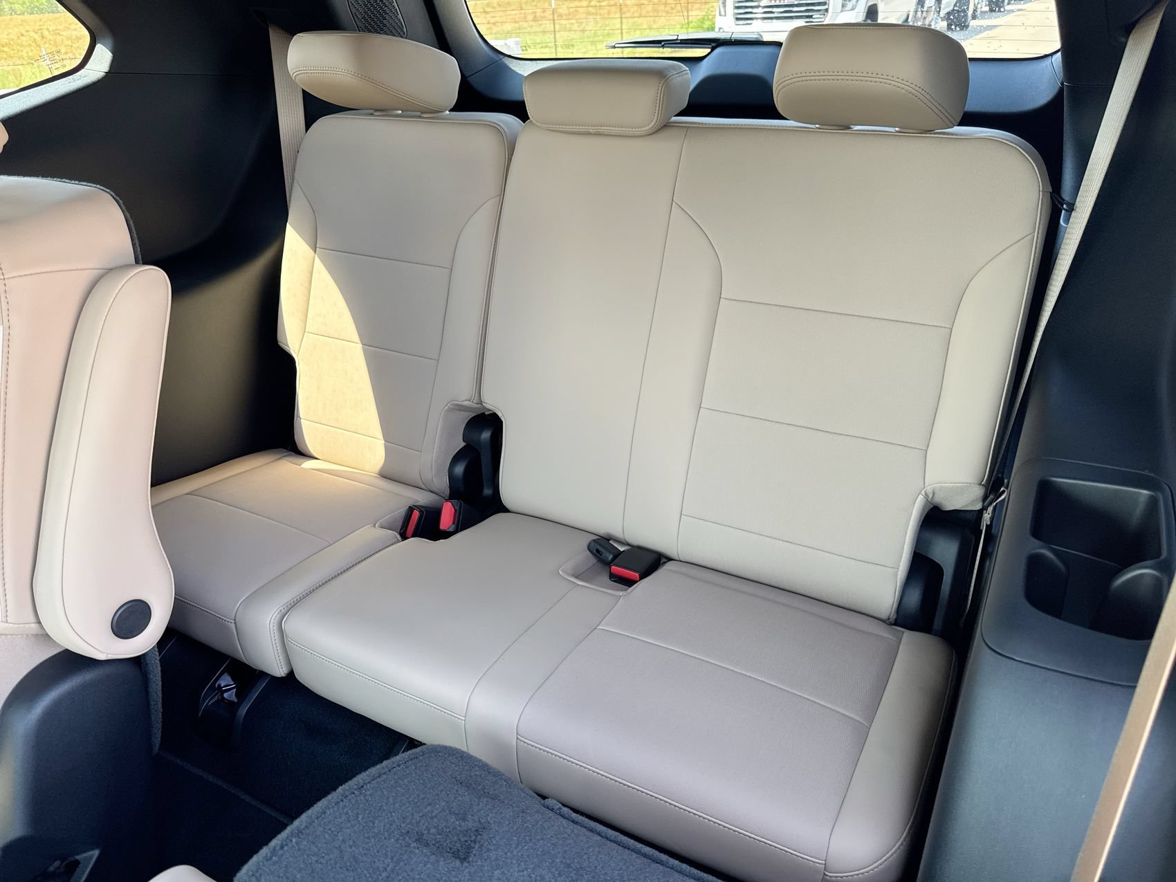 2026 Buick Enclave Preferred - Photo 24