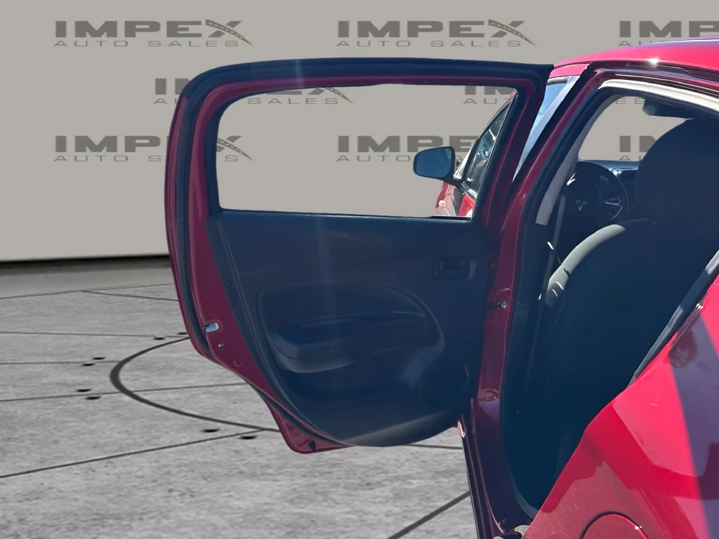 Used 2024 Red Mitsubishi ES image 23