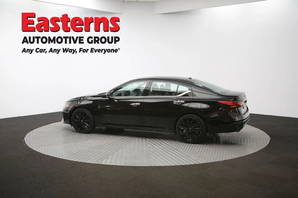 Used 2023 Black Nissan 2.5 SL image 61