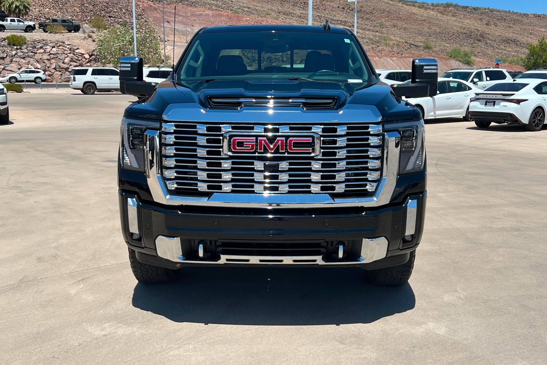 Used 2024 Onyx Black GMC Denali image 9