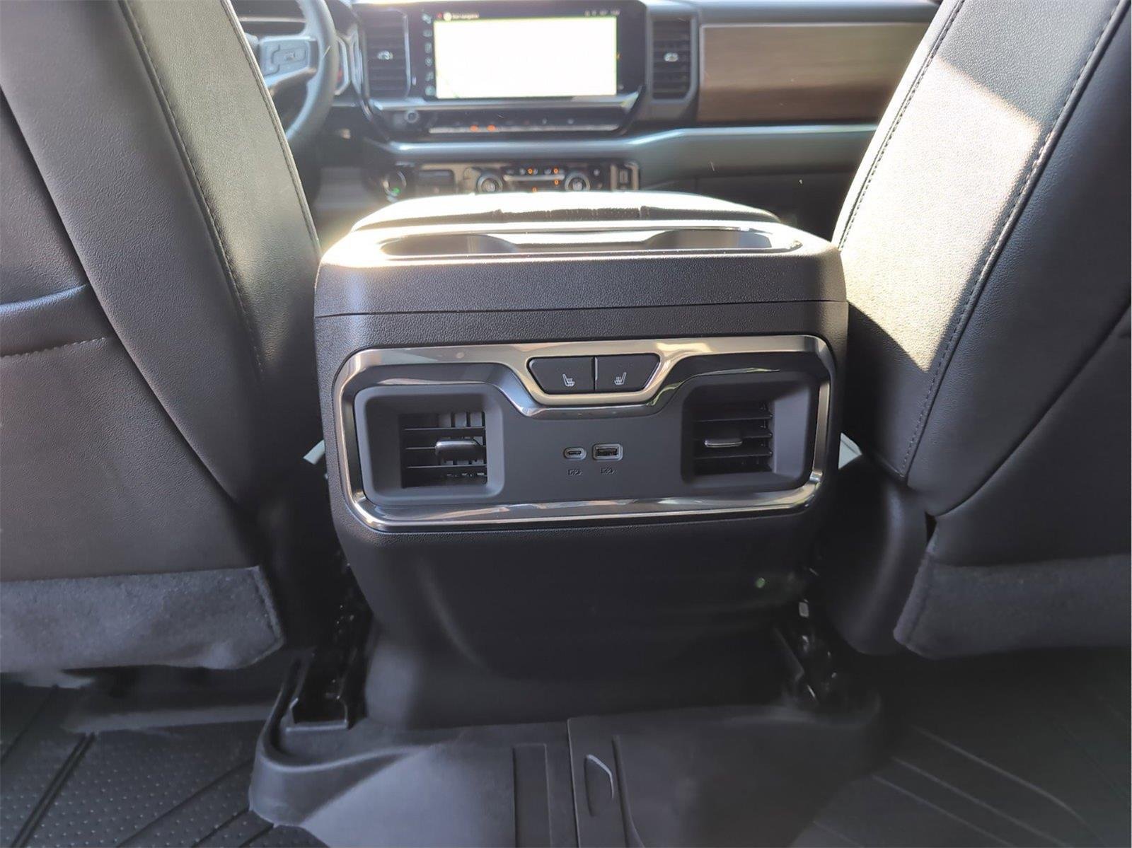 New 2026 Polar White Tricoat Chevrolet High Country image 18