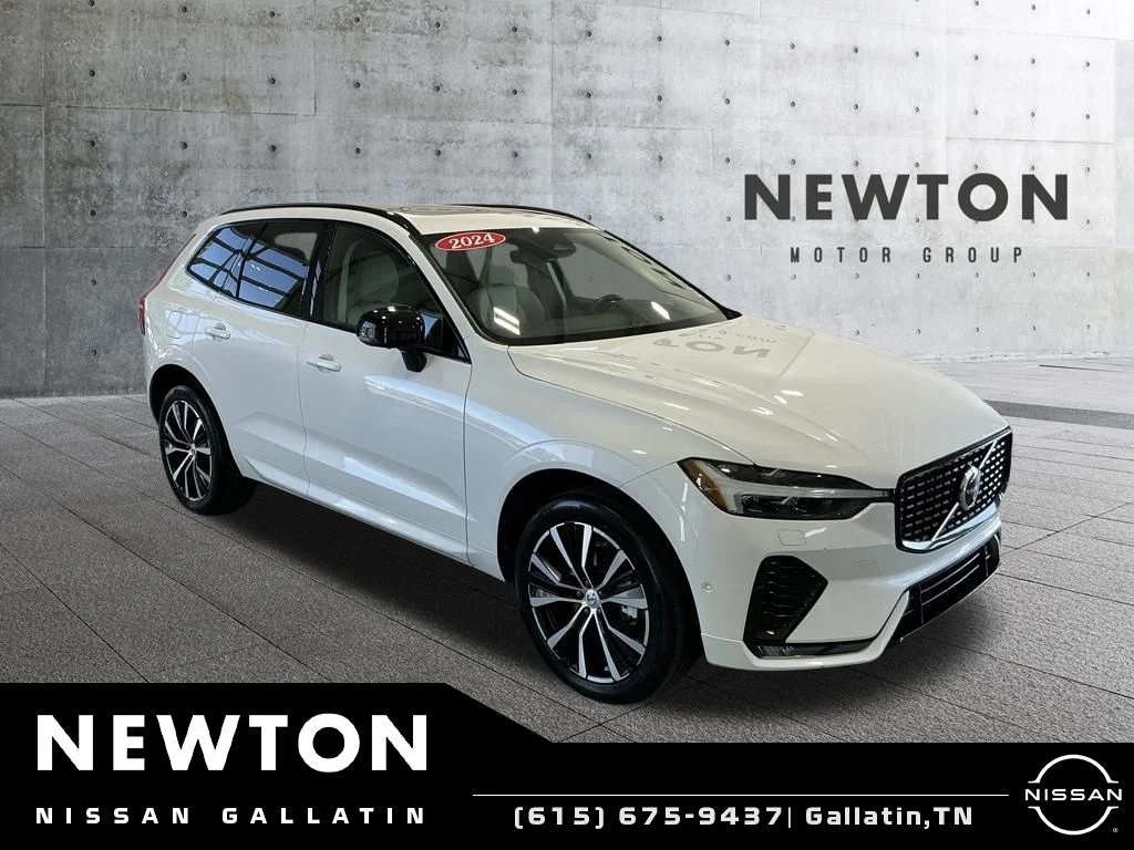 2024 Volvo XC60 B5 Plus Dark Theme AWD's photo