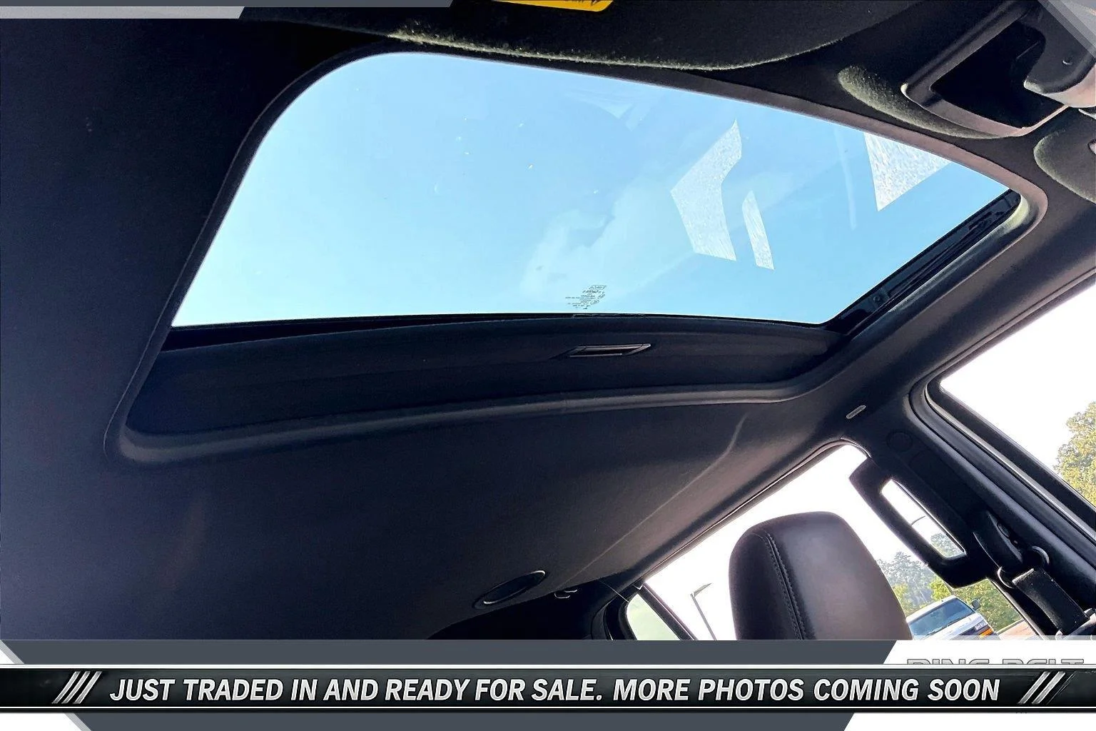 Used 2016 White Platinum Metallic Tri-coat Ford Platinum image 16