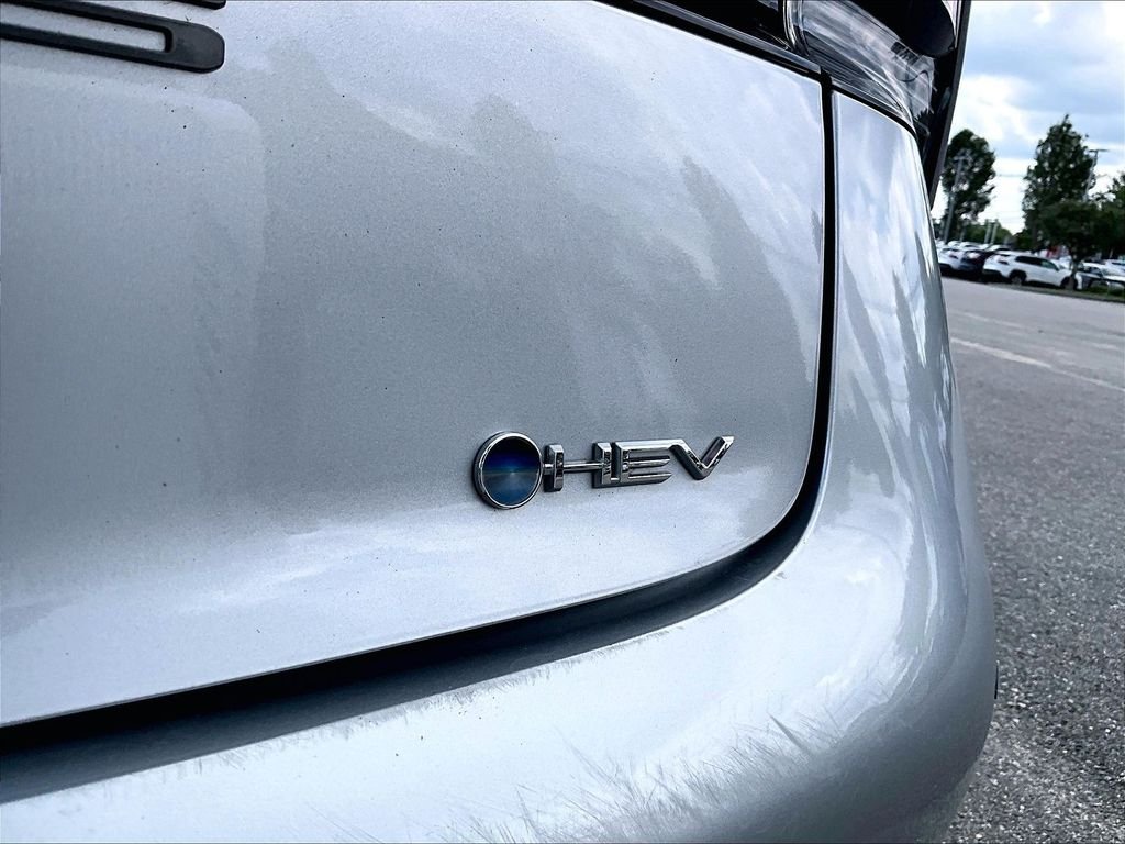 Used 2023  Toyota LE image 29