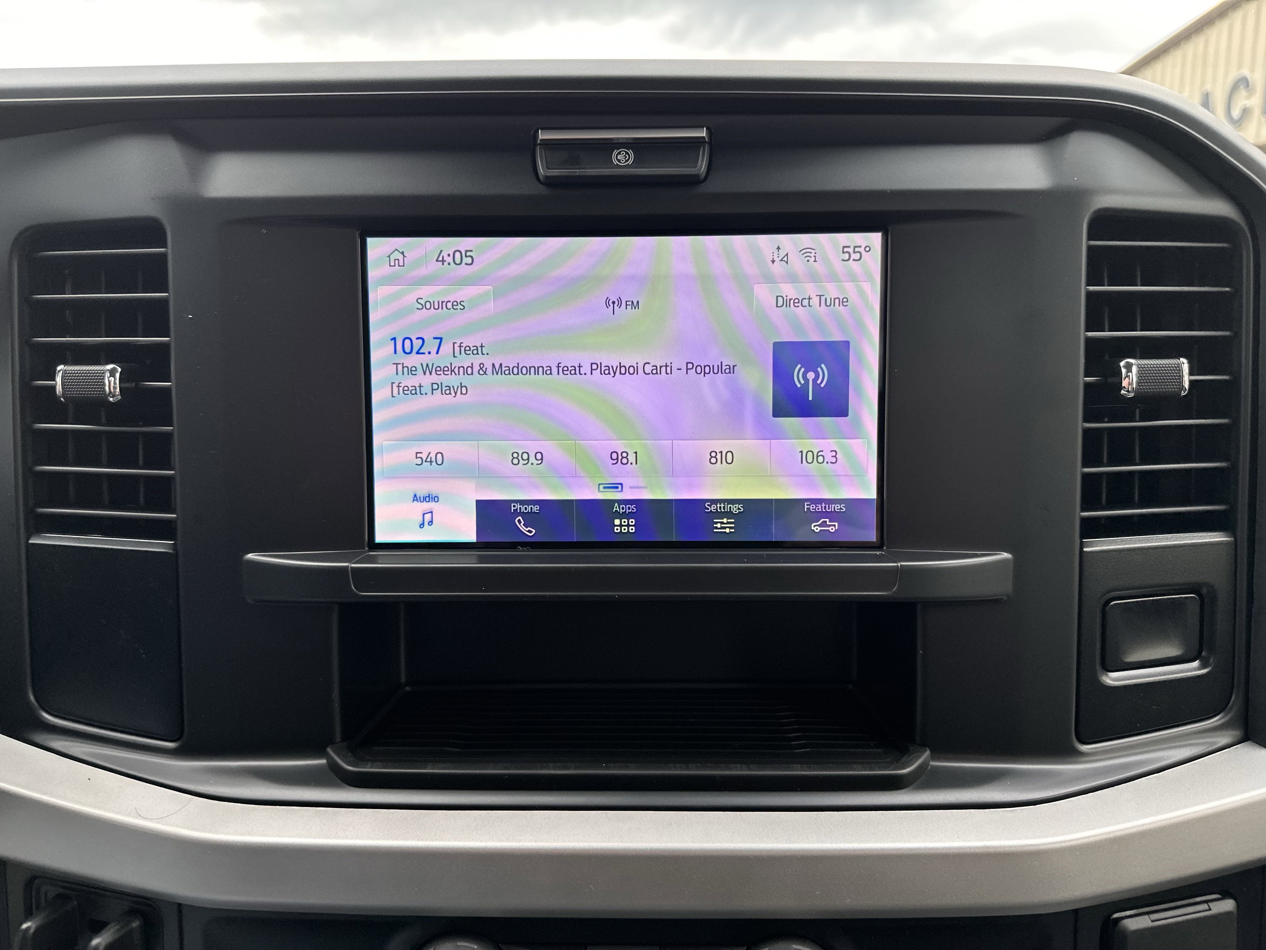 2025 Ford F-550 Super Duty Chassis Cab XLT - Photo 18