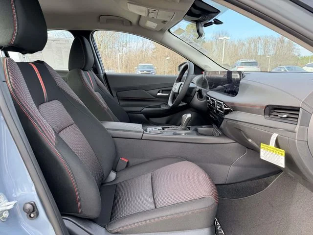 New 2026 Atlantic Gray Metallic / Super Black Two-tone Nissan SR image 10