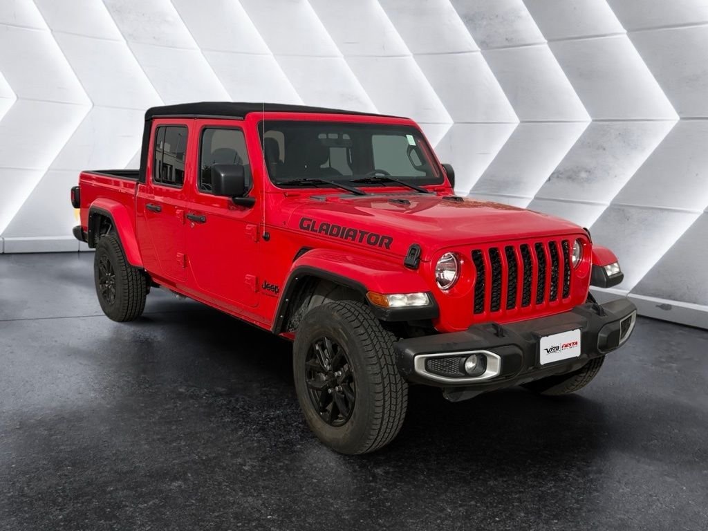 Used 2023 Red Jeep Sport S image 1