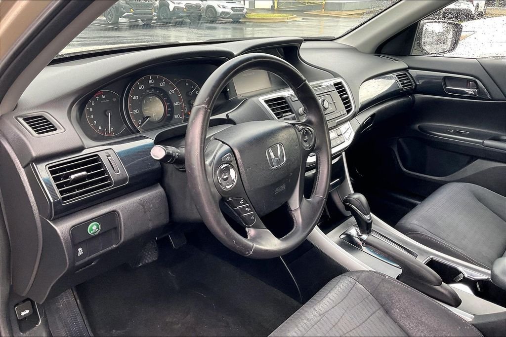Used 2013 Beige Honda Sport image 13