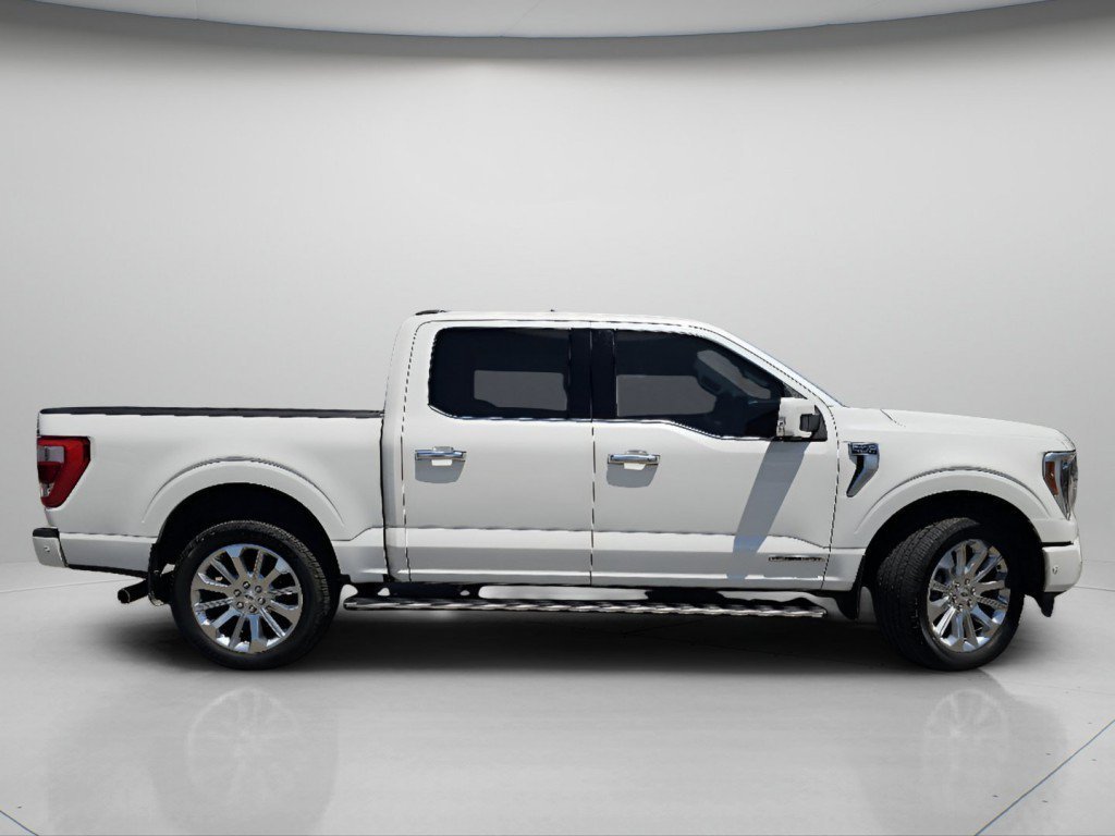 Certified Used 2022 White Metallic Ford Limited image 29