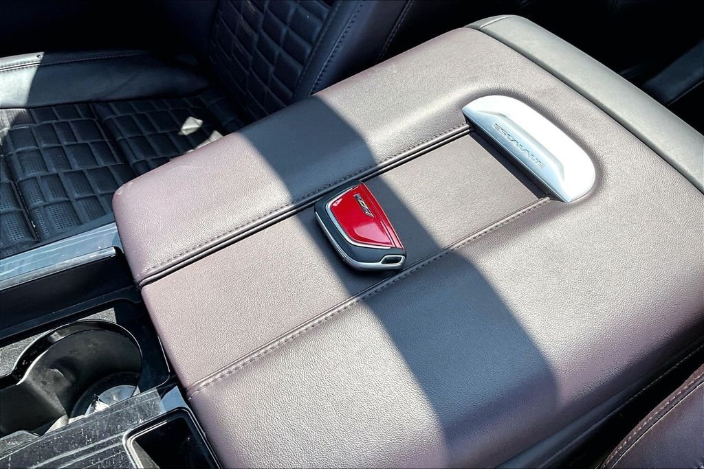 Used 2024 White Cadillac V-Series image 10