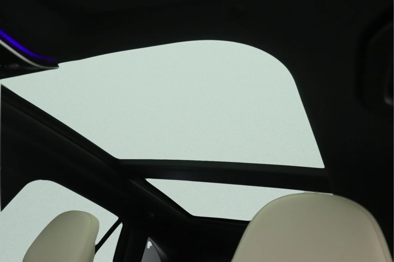 New 2026  Mercedes-Benz 300 image 9
