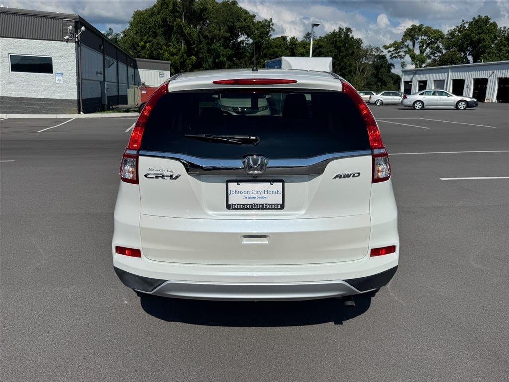Used 2016 White Diamond Pearl Honda EX image 5