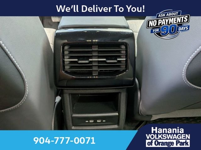 Used 2025 White Volkswagen Pro image 15