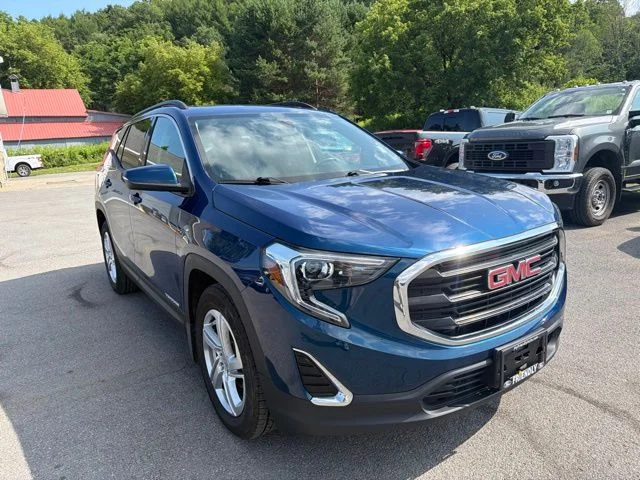 Used 2019 Blue Emerald Metallic GMC SLE image 12