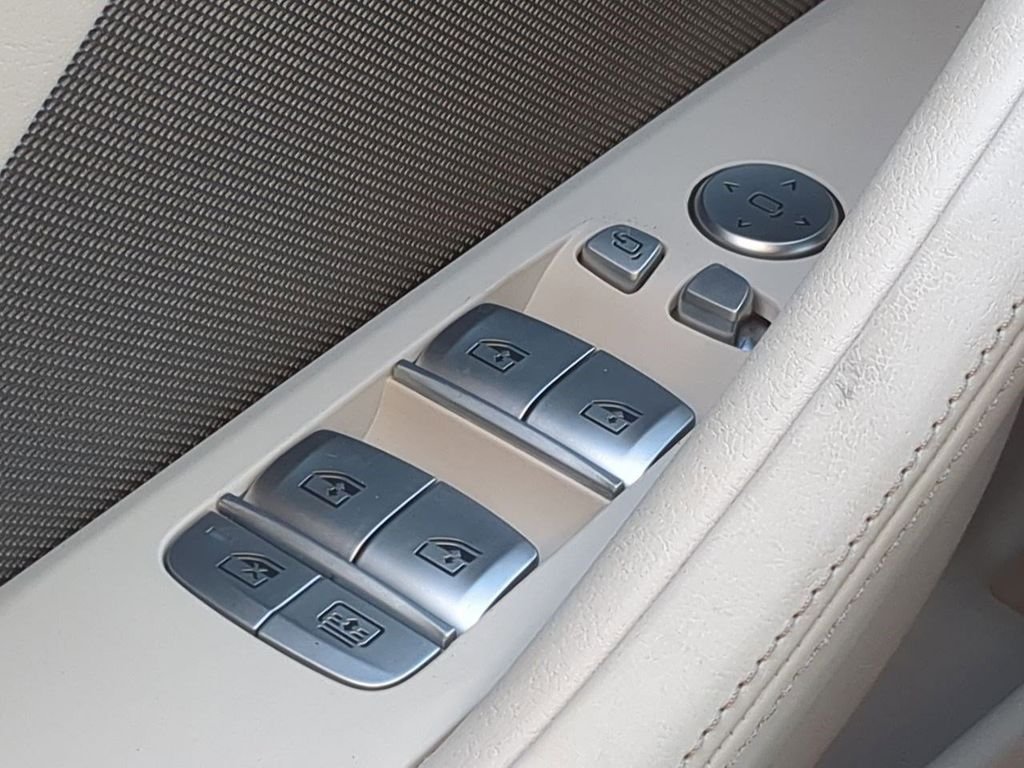 New 2026 White Metallic BMW 840 image 24