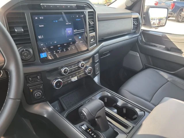 Used 2024 Silver Ford XLT image 22