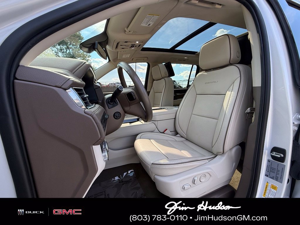 Used 2023 WHITE FROST TRICOAT GMC Denali image 6