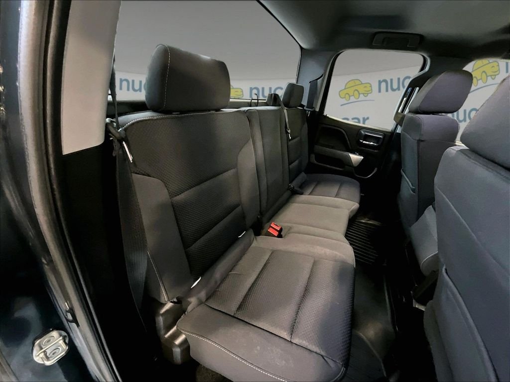 Used 2018 Gray Chevrolet LT image 16