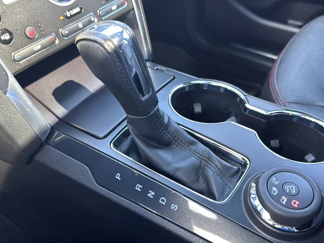 Used 2018 Silver Ford Sport image 37