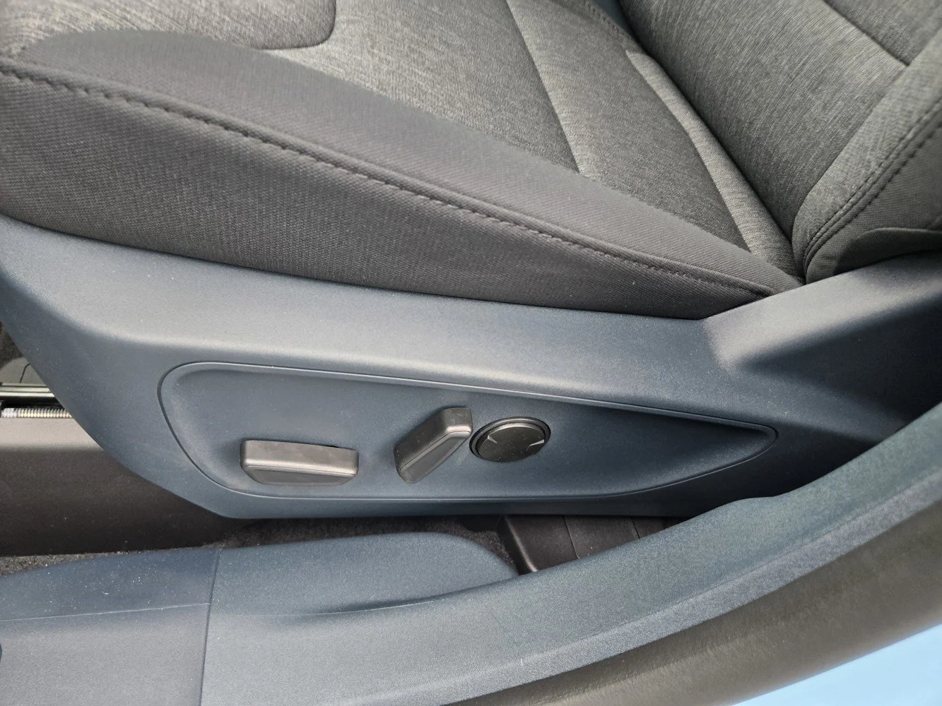 New 2026 Light Blue Ford XLT image 16