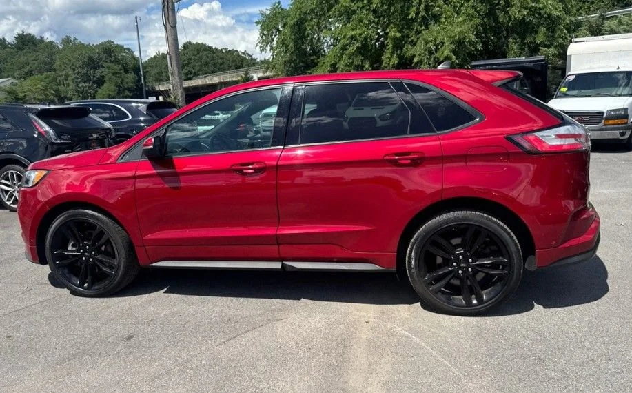 Used 2022 Red Ford ST image 3
