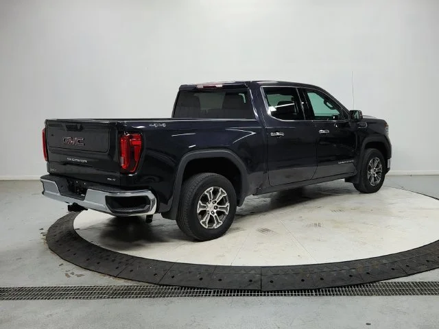 Used 2025 Silver GMC SLT image 8