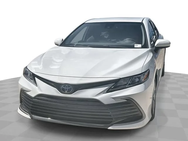 2024 Toyota Camry LE - Photo 1
